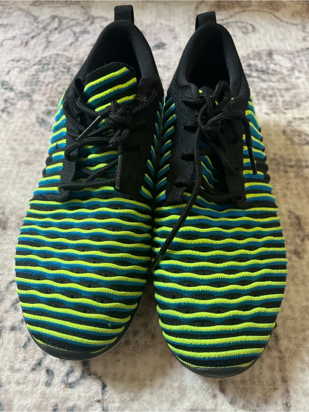 Nike Roshe Two Flyknit Black Volt Blue Running Shoes Women’s Size 7 EU 38 844929